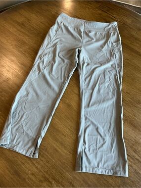 NWOT- Duluth Trading Co Gray Boot Cut Active Pant